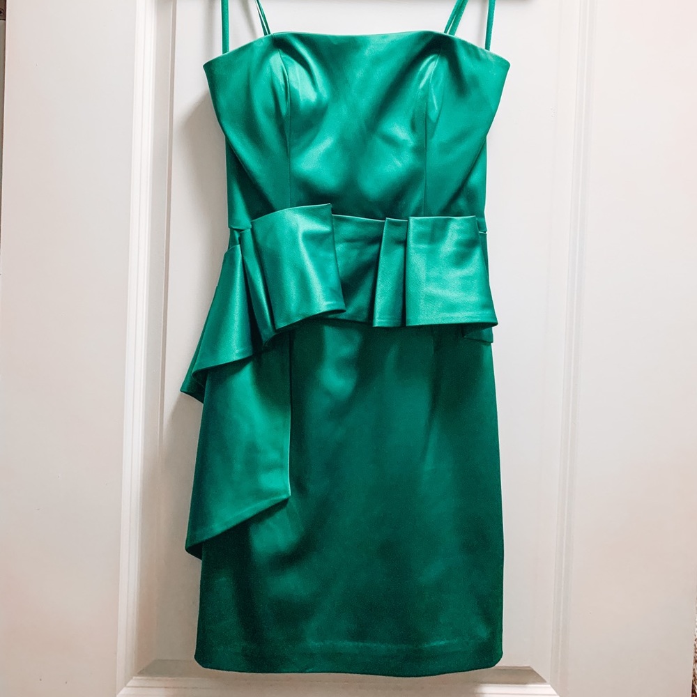 BCBG max and cleo emerald green strapless dress